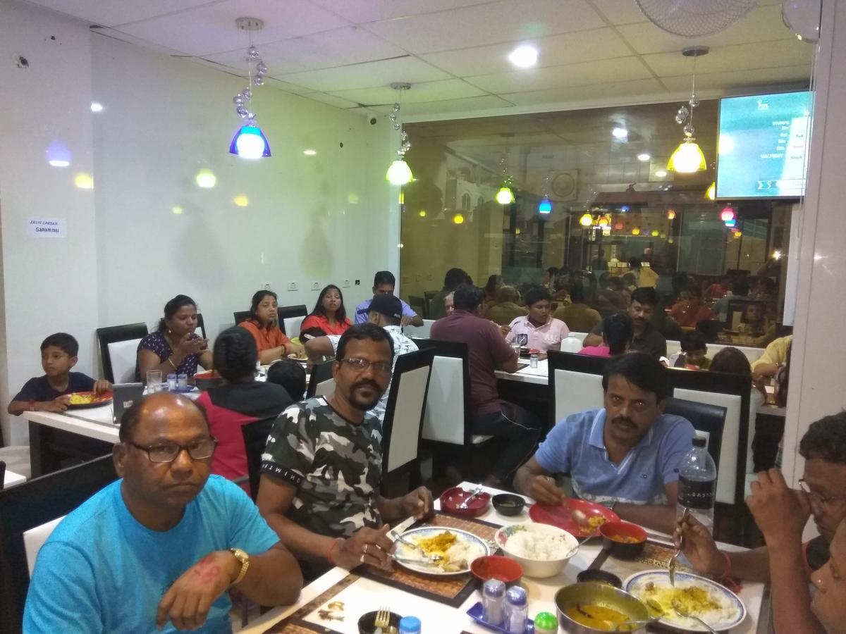 Hotel Hari Om Delhi Darbar Pattaya Zewnętrze zdjęcie