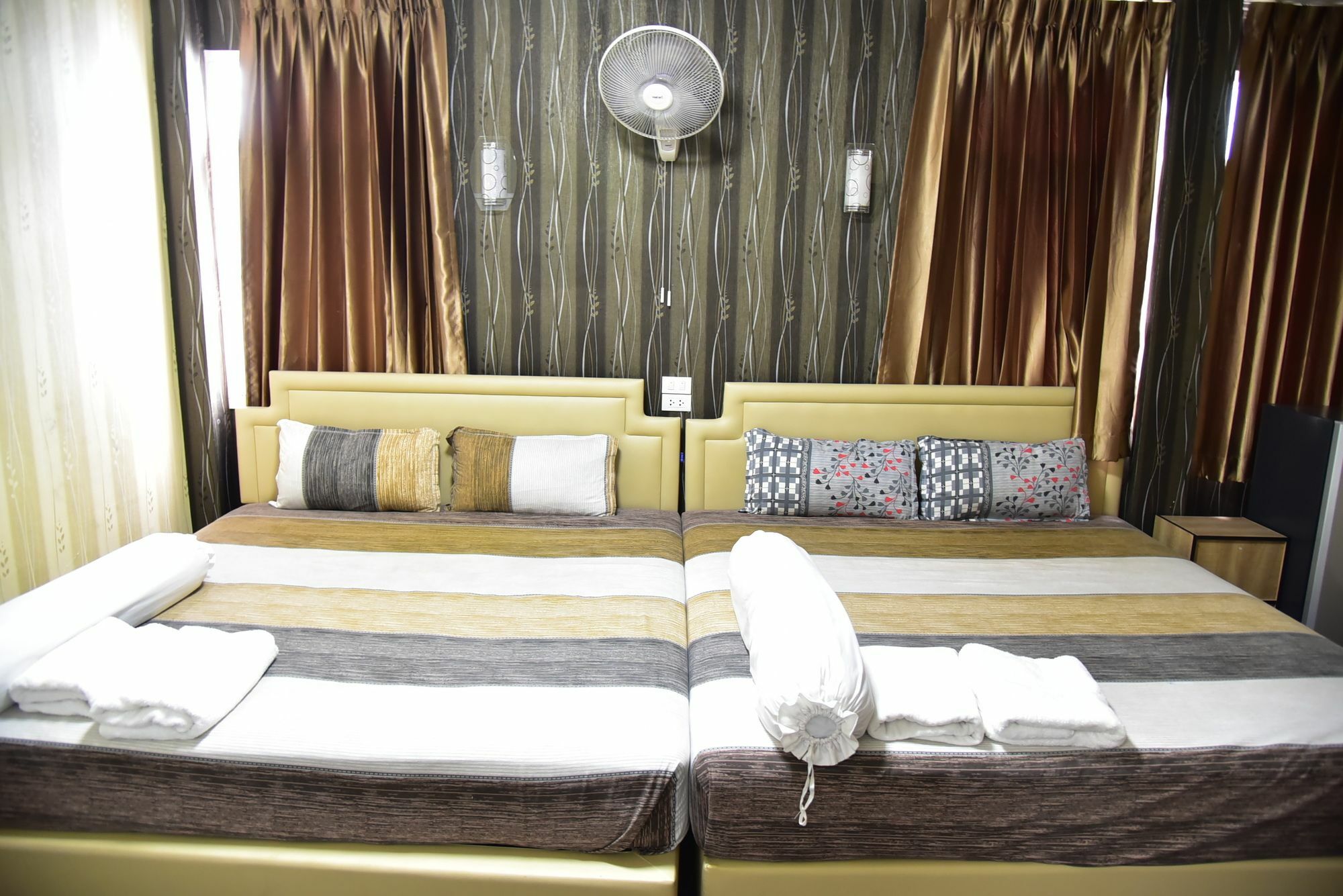 Hotel Hari Om Delhi Darbar Pattaya Zewnętrze zdjęcie